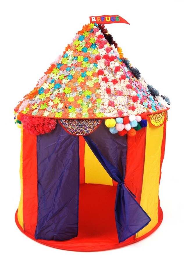 Refuge(e)-Childs Play Tent, Assorted Paper Flowers
